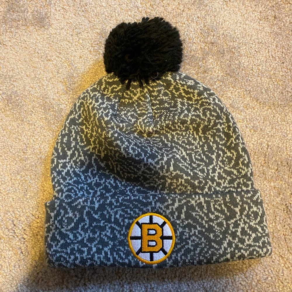 Boston bruins winter hat
